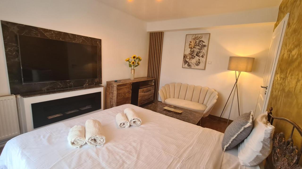 Main Square 5 Star Luxury Apartment With View Cluj-Napoca Exterior foto